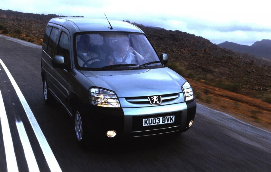  Peugeot Partner Tepee 2003 года  (фото 11 из 22)